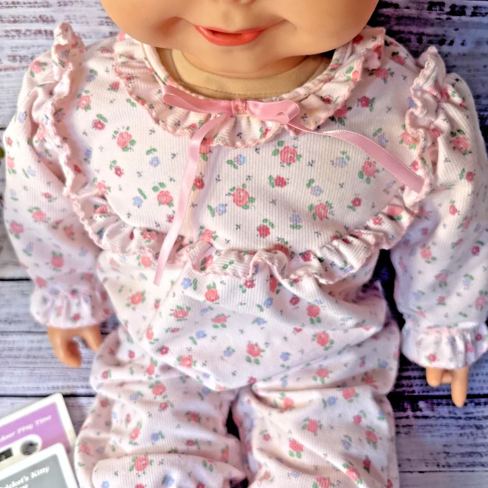 1985 Cricket Talking Doll 25